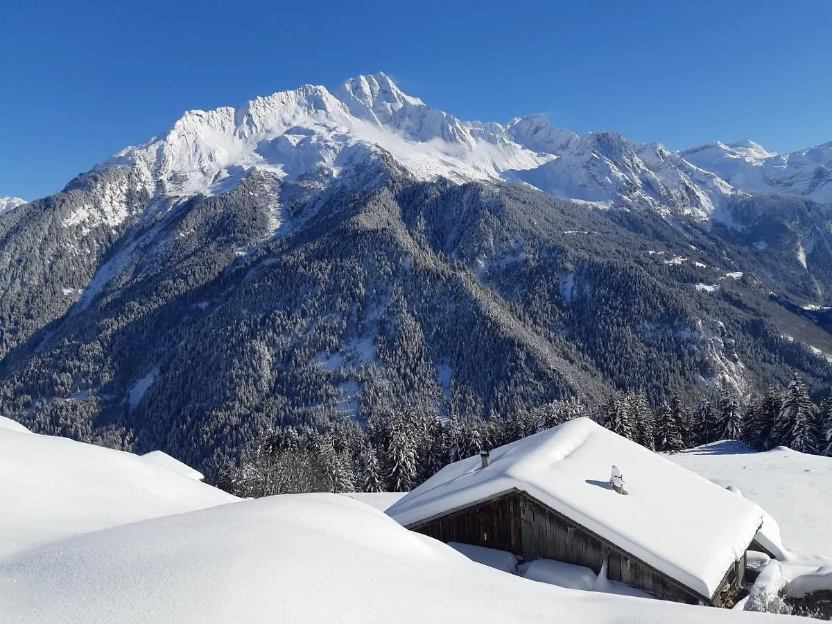 Hotel Les Glières - Champagny-en-Vanoise à La Plagne